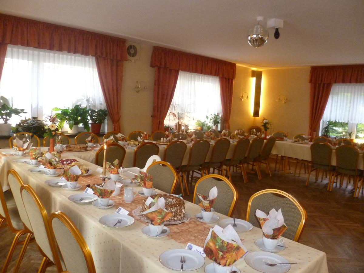 Hotel & Pension Assmann Hochkirch Buitenkant foto