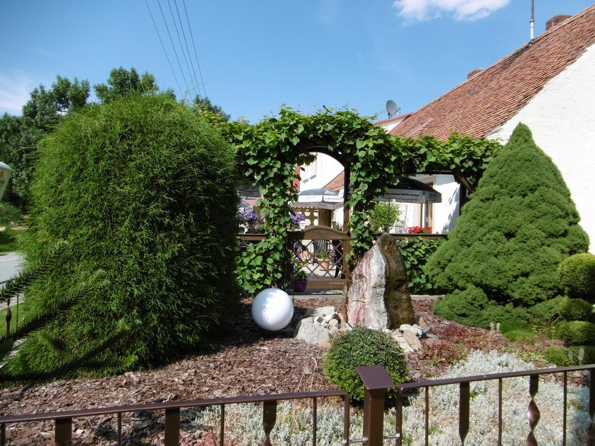 Hotel & Pension Assmann Hochkirch Buitenkant foto